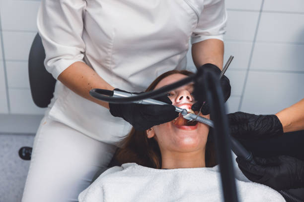 Best Cosmetic Emergency Dentistry in Floresville, TX